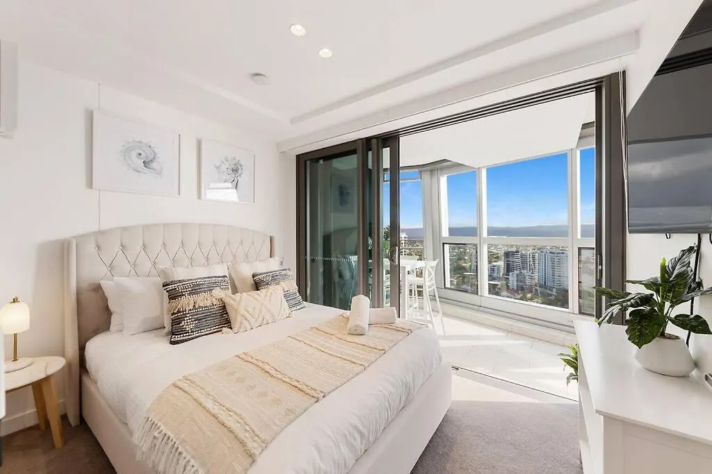 Beachfront Luxe 2Bedroom Apt With Sunset River Views 黄金海岸 公寓